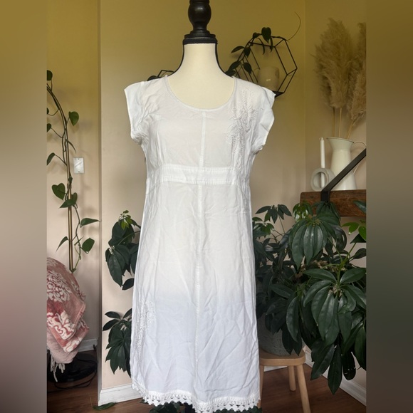 coline Dresses & Skirts - Coline White Embroidered Dress with Cap Sleeves